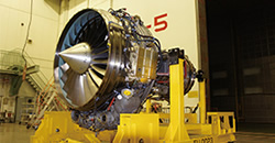 F7-10 ターボファンエンジン